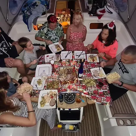 Båthotell Impression Sailing Yacht *
