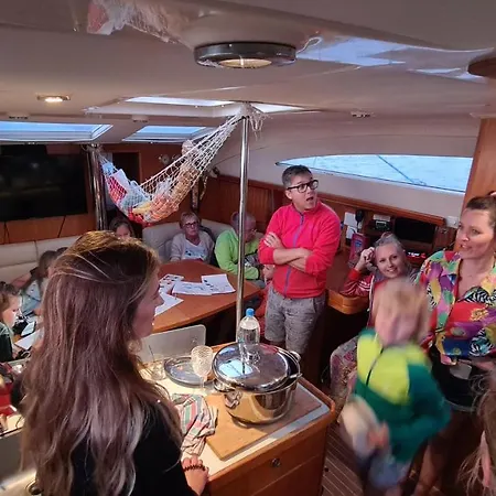Impression Sailing Yacht Båthotell *